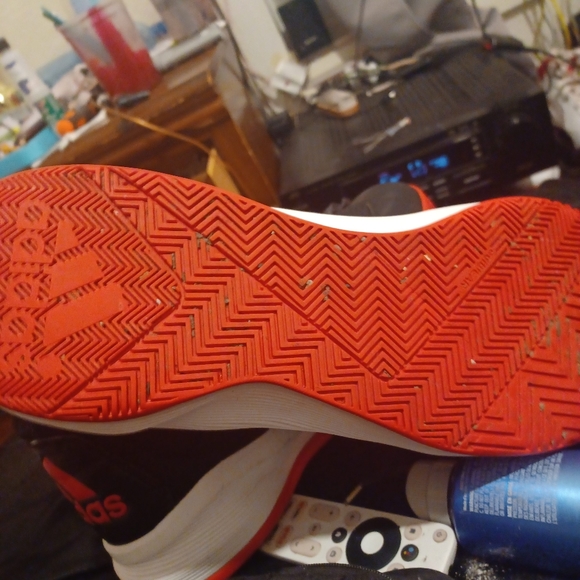 Addias - Picture 4 of 4